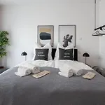 Limehome Frankfurt Gutleutstrasse - Digital Access Aparthotel 3*