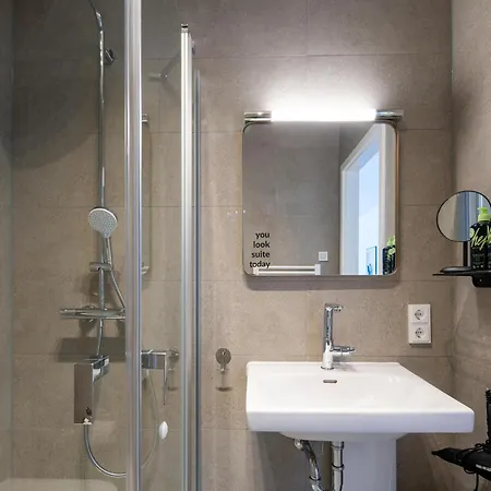 Limehome Frankfurt Gutleutstrasse - Digital Access Lejlighedshotel 3*
