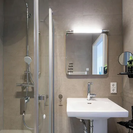 Aparthotel Limehome Frankfurt Gutleutstrasse - Digital Access 3*